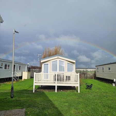 Willowway168, Tranquility Family Home Camber 外观 照片